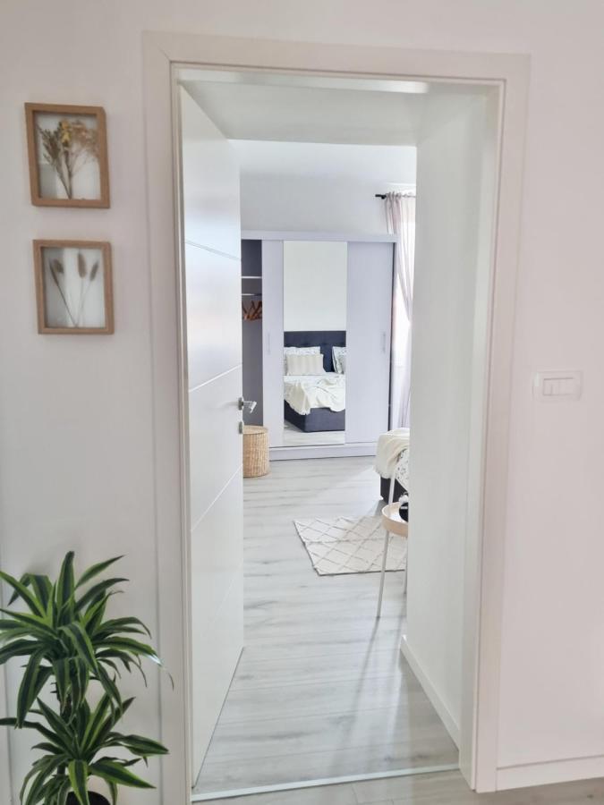 Un Ami Daire Pula Dış mekan fotoğraf